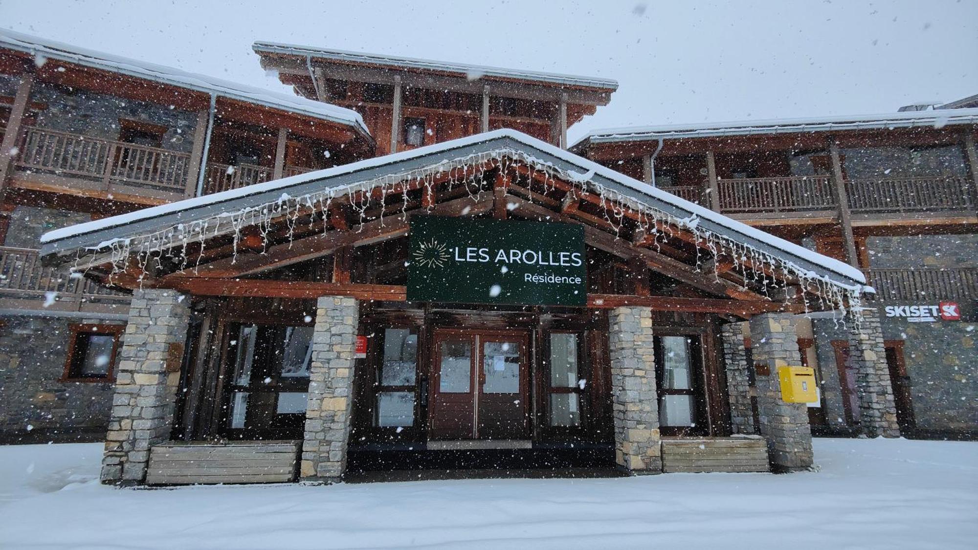 Aparthotel Des Neiges - Arolles 4*