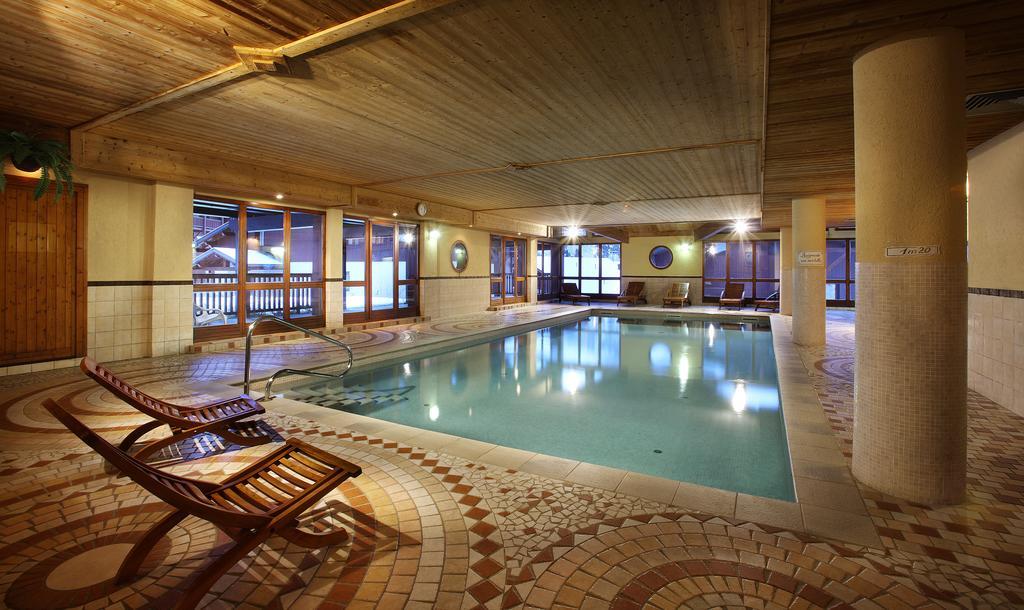 Des Neiges - Arolles 4*