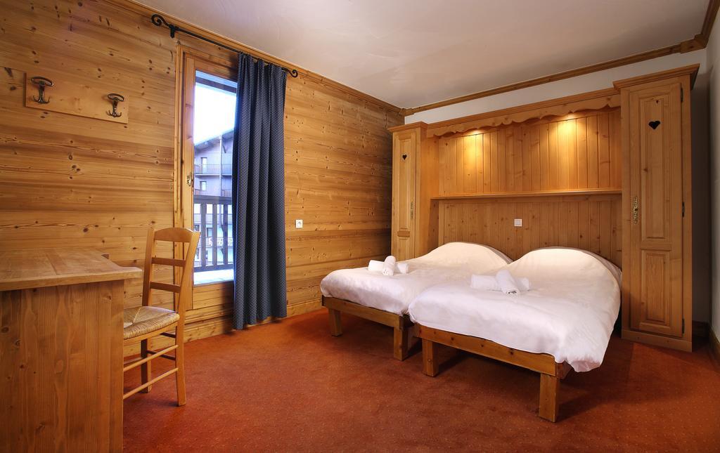 Des Neiges - Arolles 4*