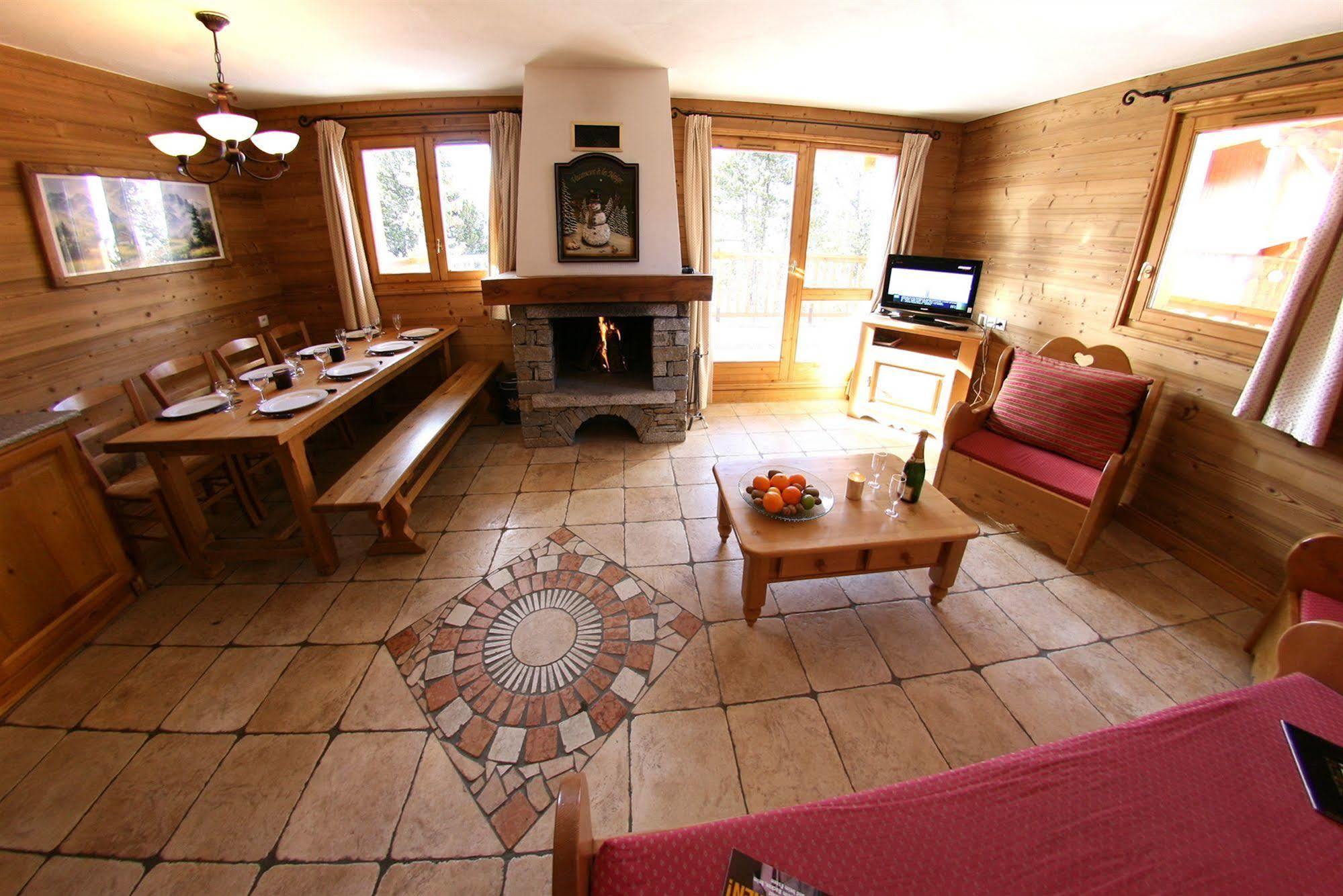Aparthotel Des Neiges - Arolles